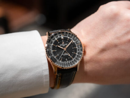 【限定50本なのに…】人気すぎて困る⁉︎日本限定「ナビタイマーオートマチックGMT」