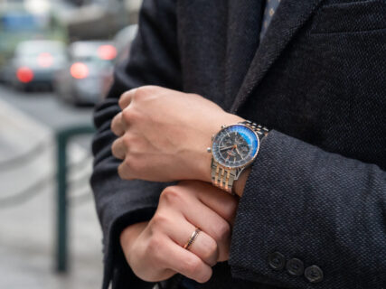 海外のお客様も悩む！？「ナビタイマーB01 クロノグラフ 41 ジャパンエディション」　